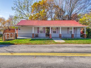 157 Lynn Rd, Johnson City, TN 37604