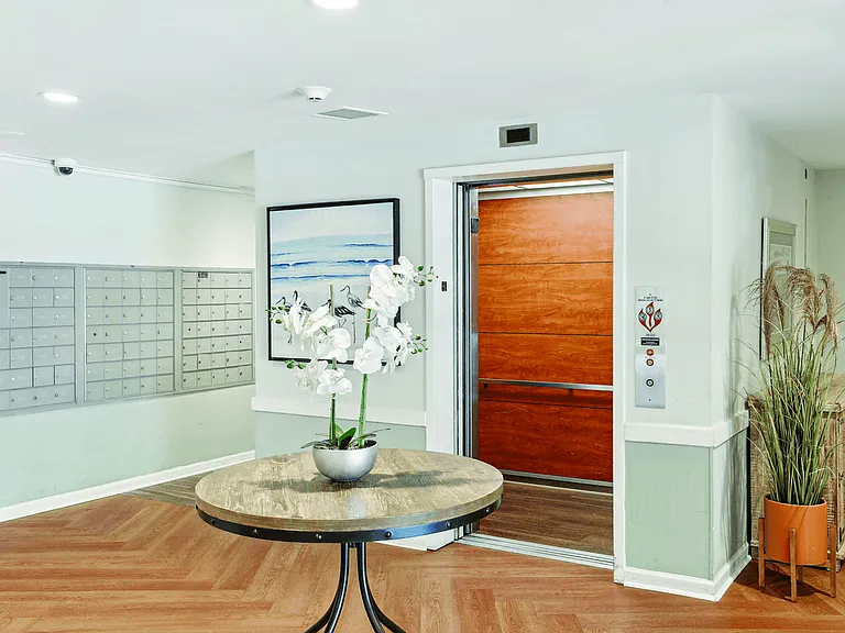 Silver Hill at Arboretum Apartments — Photo 5