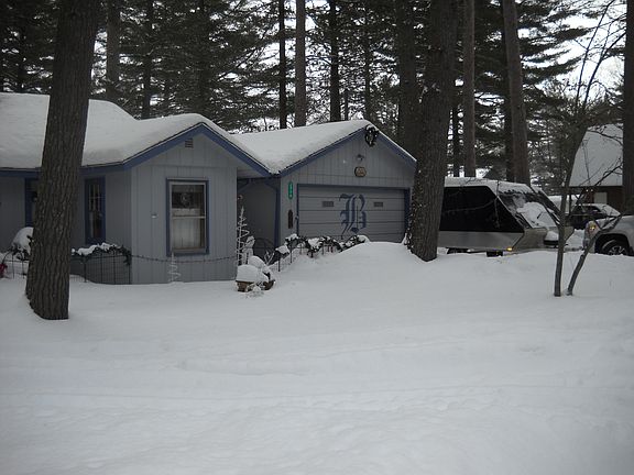 2nd image of 4746 Pinewood Dr