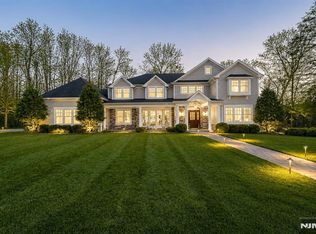 106 Koch Ln, Old Tappan, NJ 07675