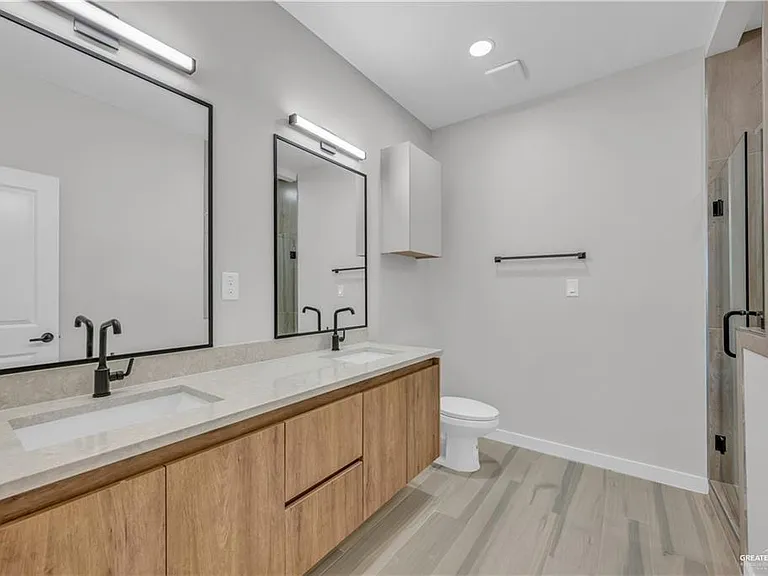 11401 N 25th St #1 — Photo 17