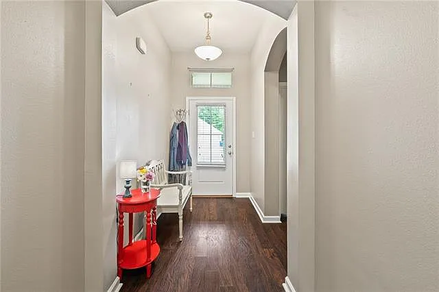 16973 River Park Dr — Photo 3