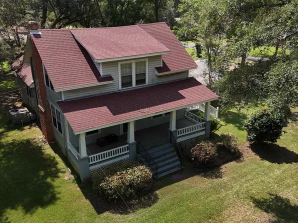 111 Lilly Scott Dr, Pineville, LA 71360