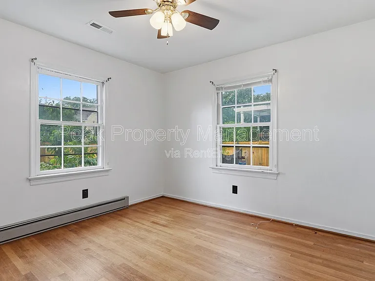 3322 Woodrow Ave — Photo 14