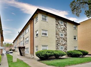 4928 N Lester Ave APT 2A, Chicago, IL 60630