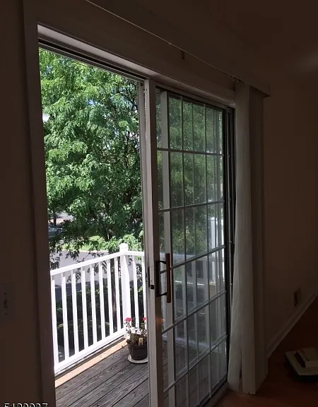 186 Potomac Dr — Photo 13