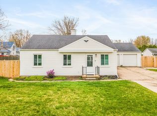 37237 Willow Rd, New Boston, MI 48164