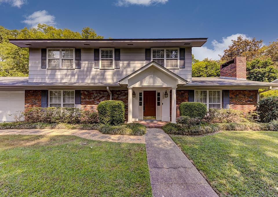 1st image of 3204 Highland Dr
