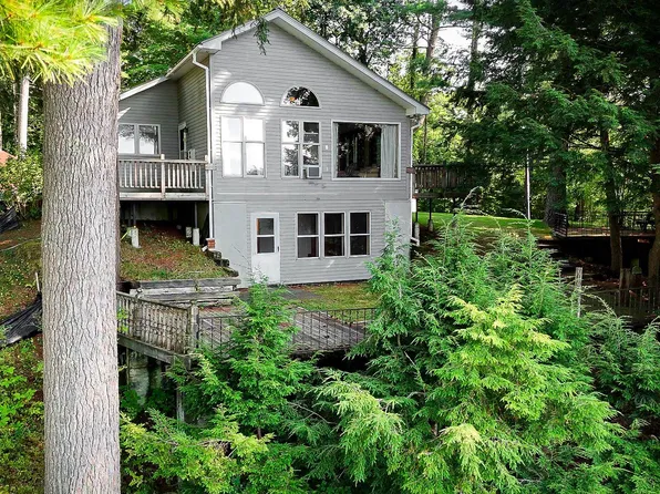 20 Whitcomb Court, Winchester, NH 03470