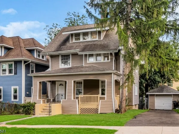 60 Fulton St, East Orange City, NJ 07017