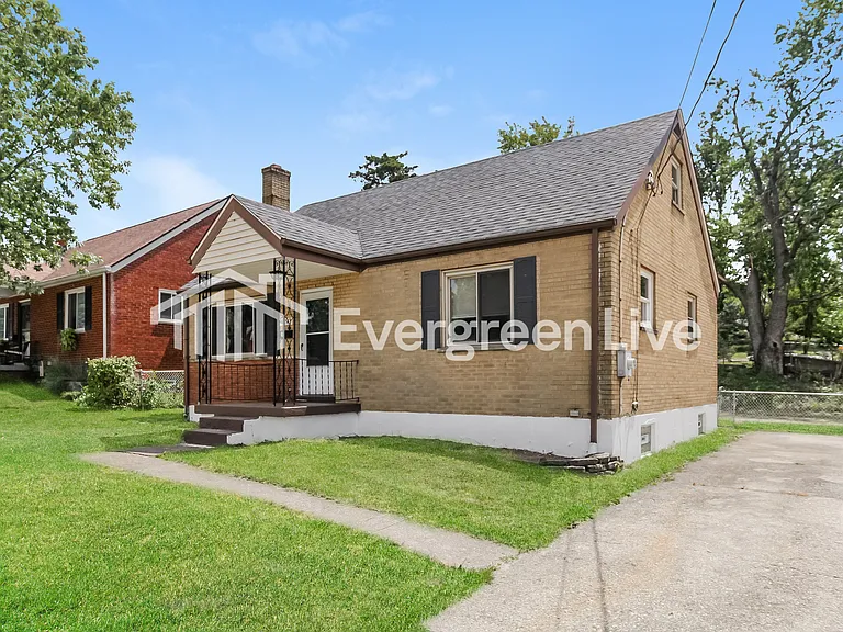 4293 Alex Ave — Photo 2