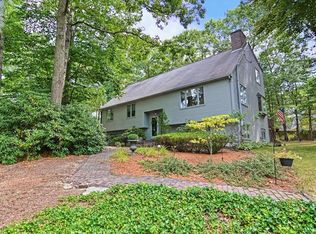 470 Elm St E, Raynham, MA 02767