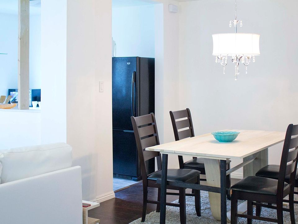 1st image of 337 S Doheny Dr APT 5