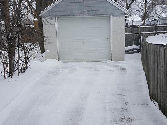 4th image of 1111 Pennoyer Ave