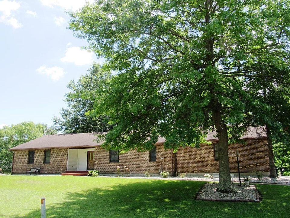 1st image of 1493 Greenlawn Way