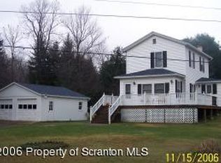 2689 Sunnyside Ct, Gouldsboro, PA 18424