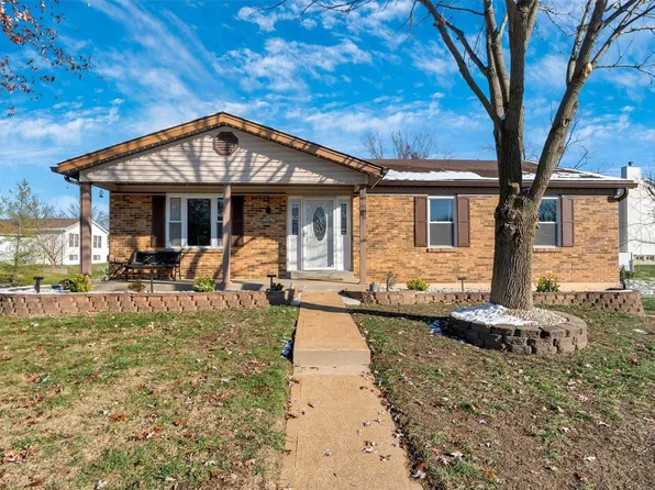 4968 Bramble Berry Ct, Saint Louis, MO 63129