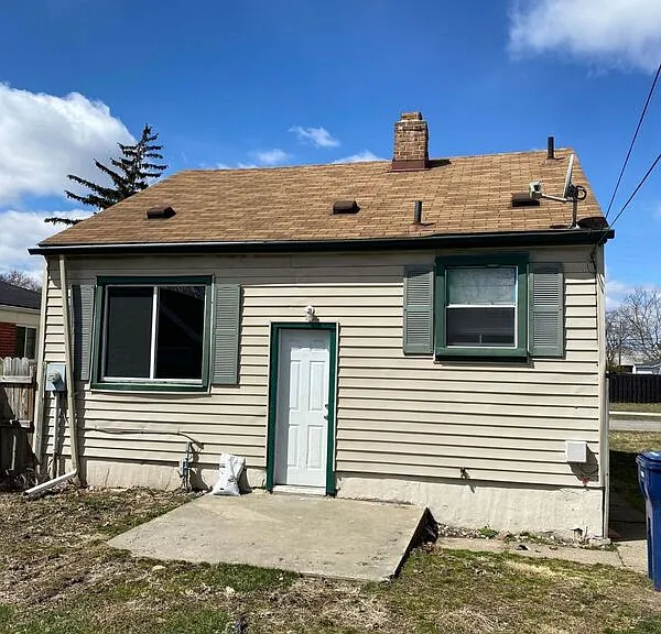 1537 Chandler Ave — Photo 11
