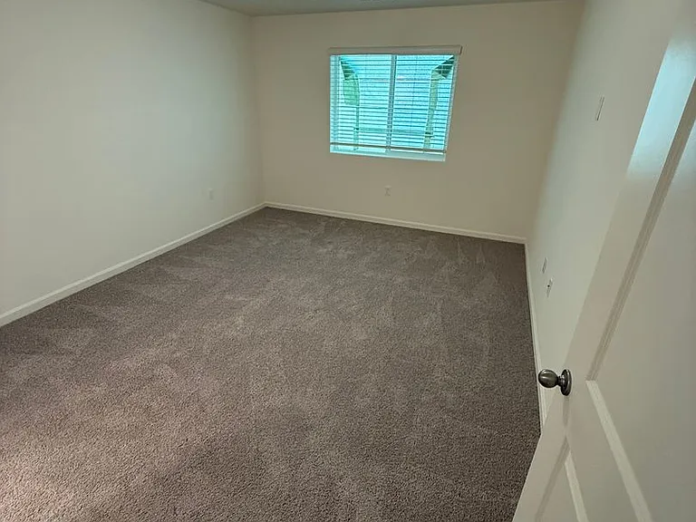 301 Stork Ct — Photo 17