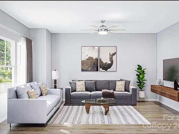 3rd image of 1115 Foundry Dr #403