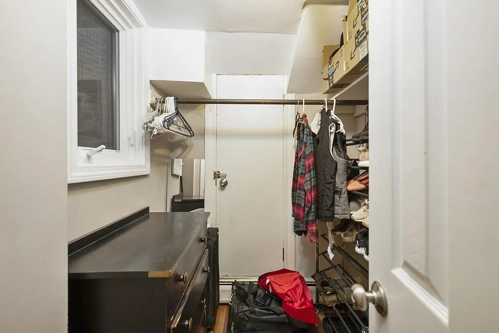 2 bed, 760 sqft, $3,500 — Photo 3