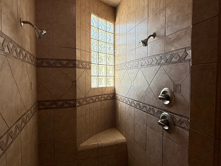 Primary shower