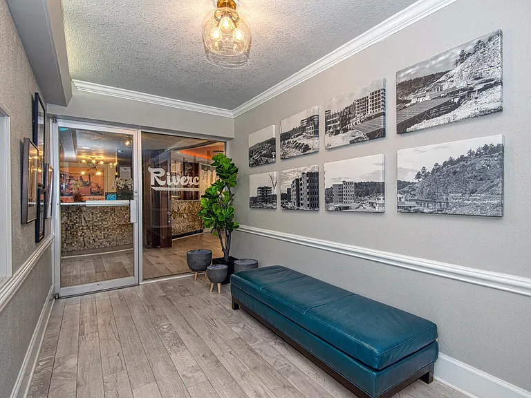Rivercliff Estate Apartments in Little Rock, AR