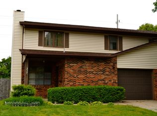 237 Bellerive Rd, Springfield, IL 62704