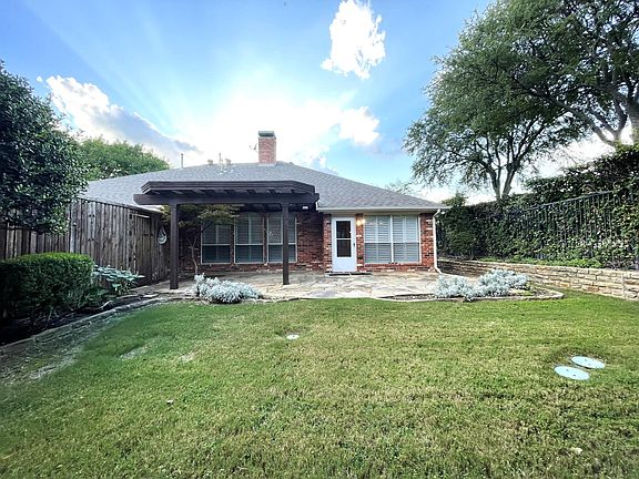 2nd image of 3228 Royal Melbourne Dr