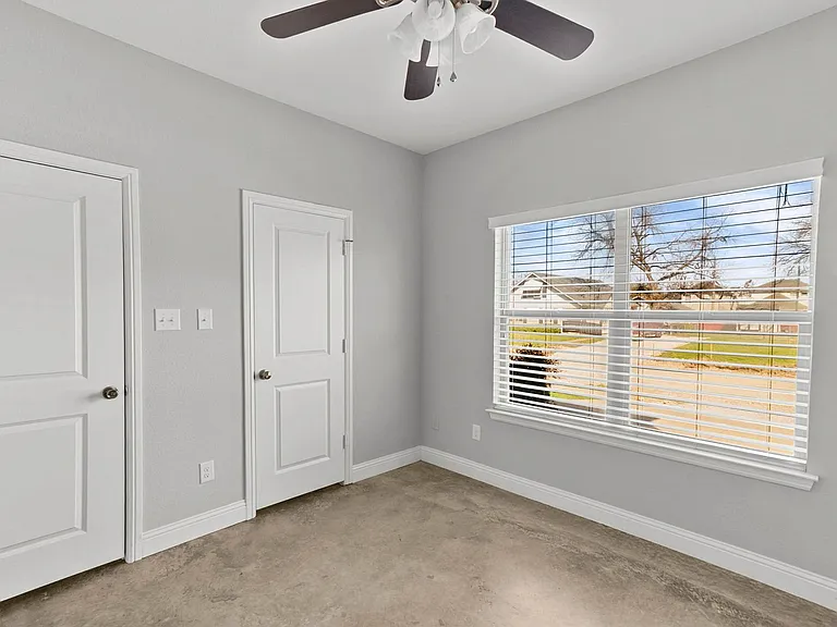 2806 Gordon Ave — Photo 19