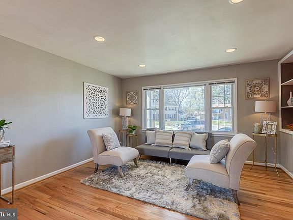 5th image of 13329 Kirkdale Ct