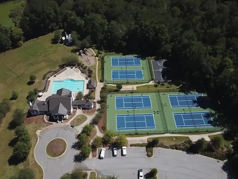 382 Riverwood Dr — Photo 21