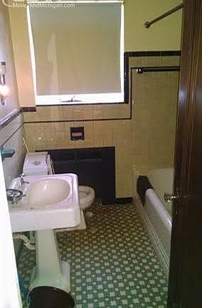 5th image of 590 Marquette Dr