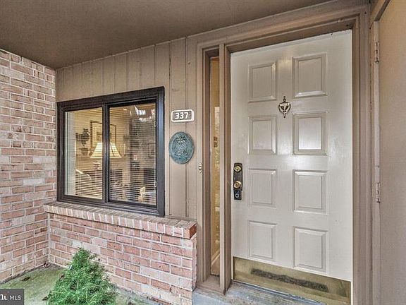 2nd image of 337 Paoli Woods Dr