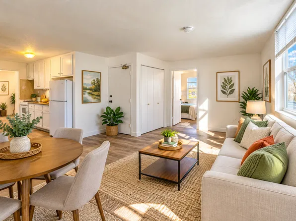 Spacious & Affordable Apartments Available Now In A Great St. Paul Location! Free Off-Street Parking