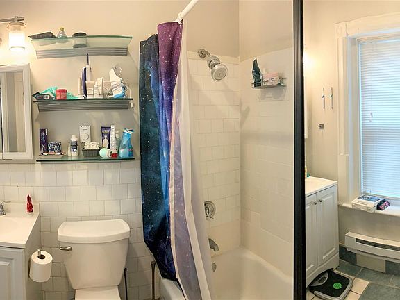 2nd image of 898-900 Massachusetts Ave #8