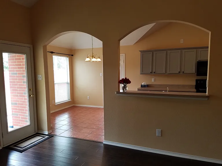 422 Cypress St — Photo 6