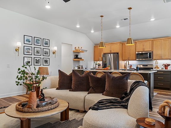 Inwood-Canvas Collection 3-Car