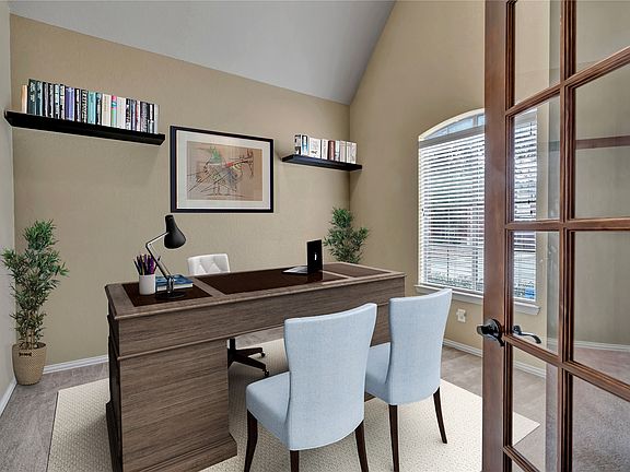 4th image of 716 Crestridge Cir