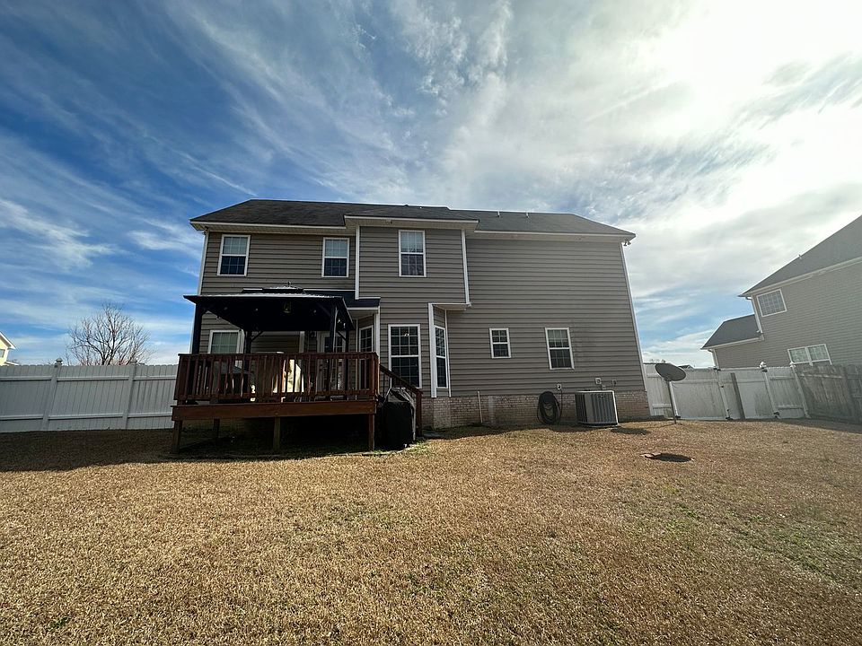 2nd image of 1625 Ellie Ave
