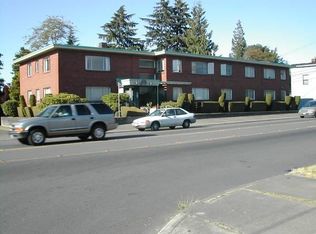 4420 SW Admiral Way, Seattle, WA 98116