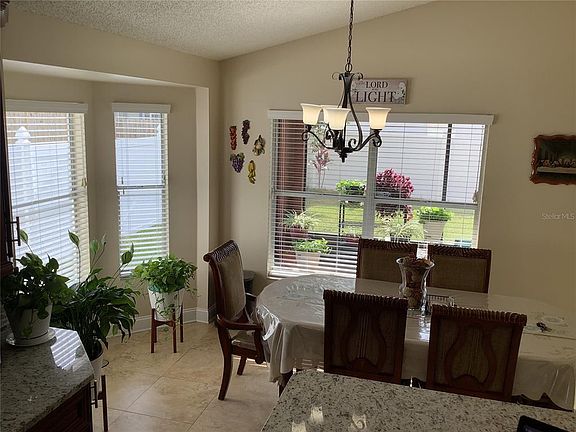 2nd image of 514 Tree Shore Dr