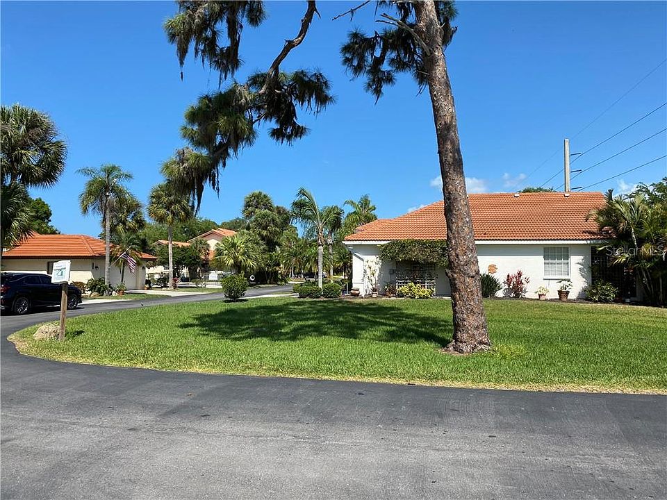 1st image of 822 Sorrento Pl