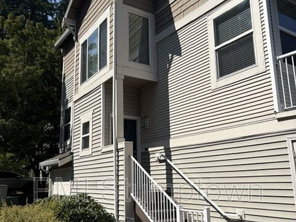 2nd image of 14184 SW Barrows Rd Unit 1