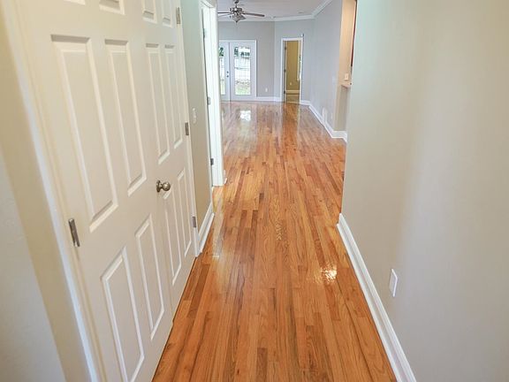 4th image of 2800 Summer Meadow Dr