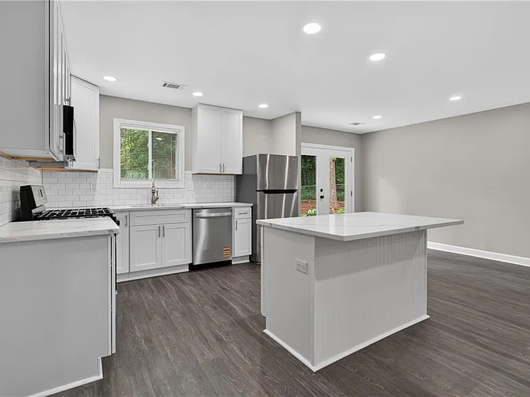 1540 Spender Dr — Photo 5