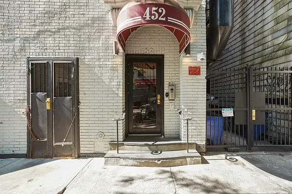 Rented by Cooper & Cooper Real Estate | media 2