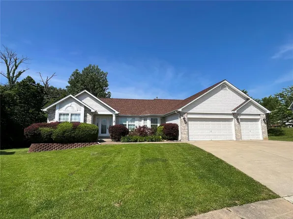 37 Skipping Rock Ct, Wentzville, MO 63385