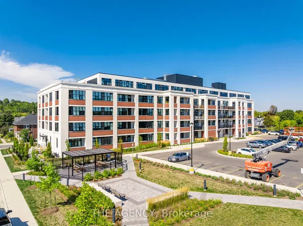 120 Huron St #320, Guelph, ON N1E 0T8