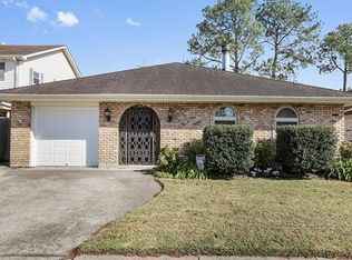2037 N Turnbull Dr, Metairie, LA 70001